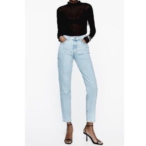 Zara Highrise Blue Light Wash Mom Jean Cotton Size 6